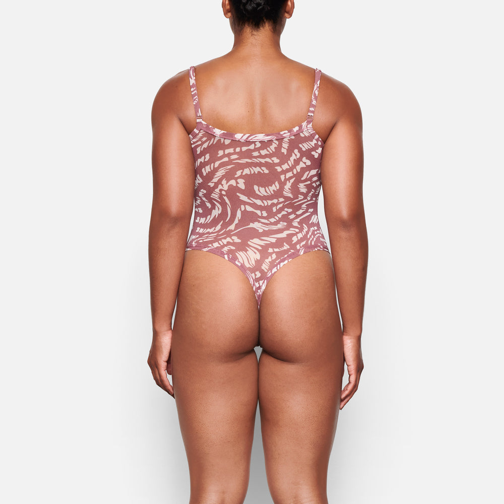 Strappy Bodysuit Skims SUMMER MESH RASPBERRY SWIRL | 905JDTUNE