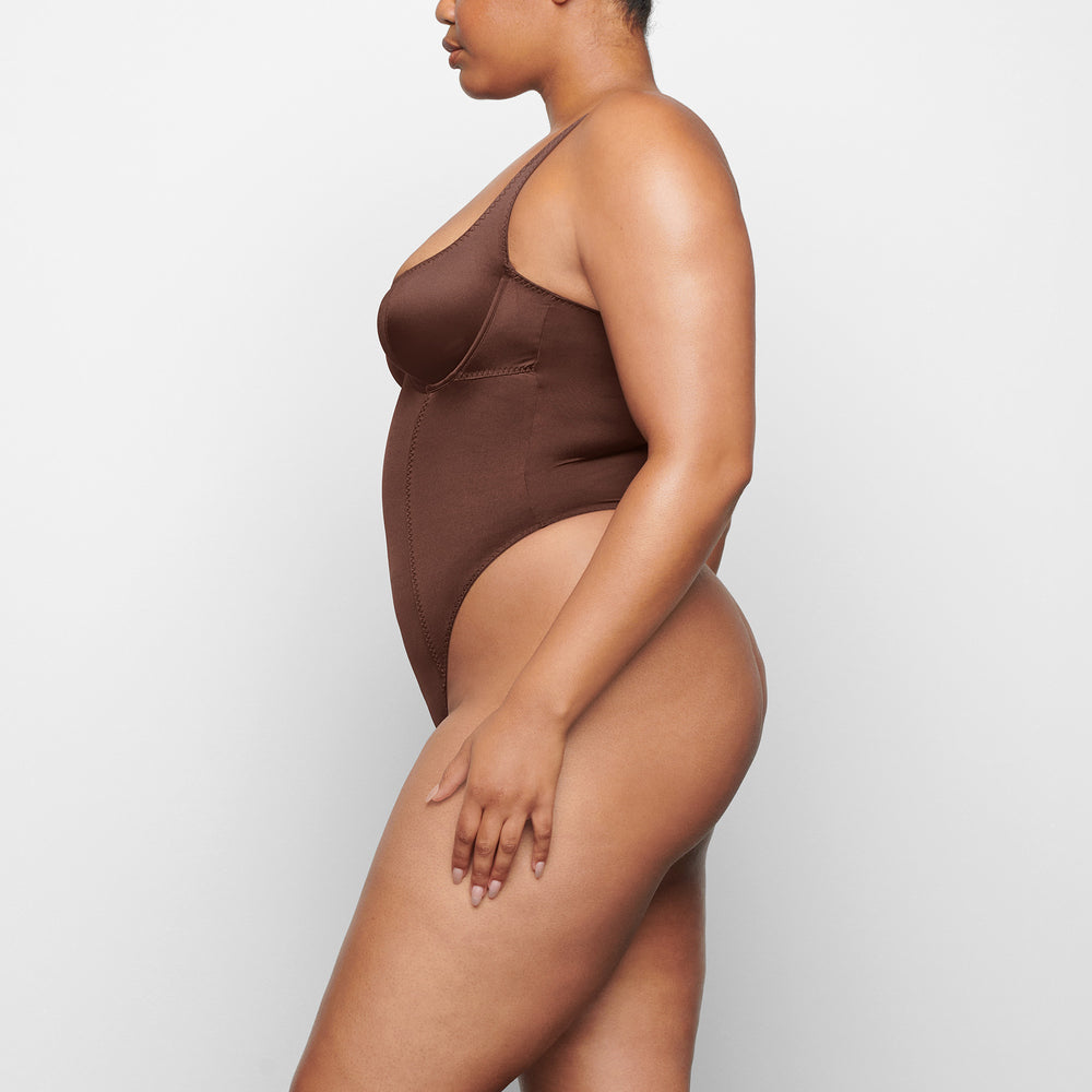 Stretch Satin Bodysuit Skims STRETCH SATIN Chocolat | 340YHSQPZ