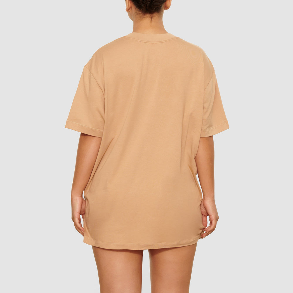 T-shirt Skims BOYFRIEND Beige | 792HFVPIR