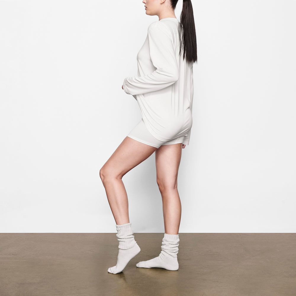 T-shirt Skims BOYFRIEND LONG SLEEVE Blanche | 185GFRJCE