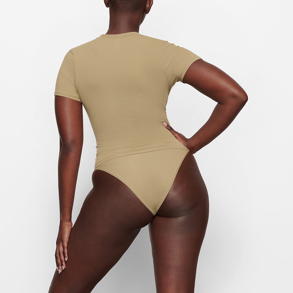 T-shirt Skims FITS EVERYBODY Kaki | 534WBQJFH