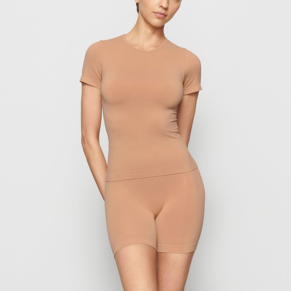 T-shirt Skims SOFT SMOOTHING Beige | 134LCHQSG