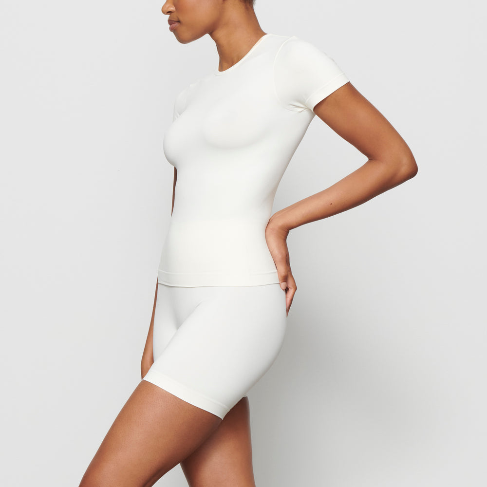 T-shirt Skims SOFT SMOOTHING Blanche | 574KPDNHJ