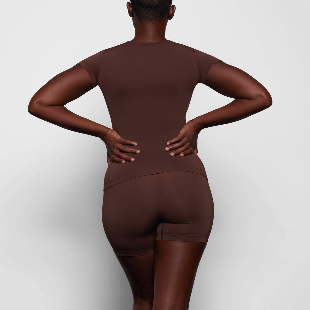 T-shirt Skims SOFT SMOOTHING Chocolat | 123VZGLSK