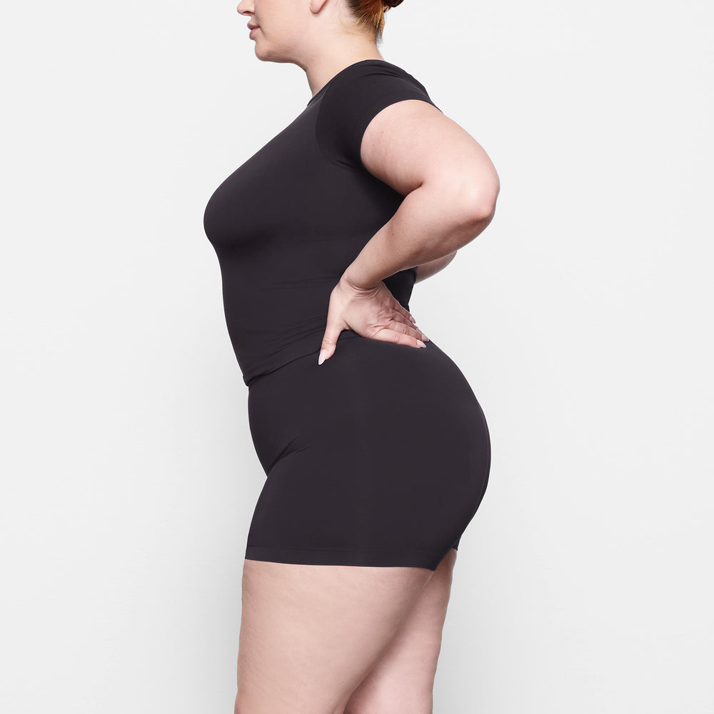 T-shirt Skims SOFT SMOOTHING Noir | 498UKZDSP