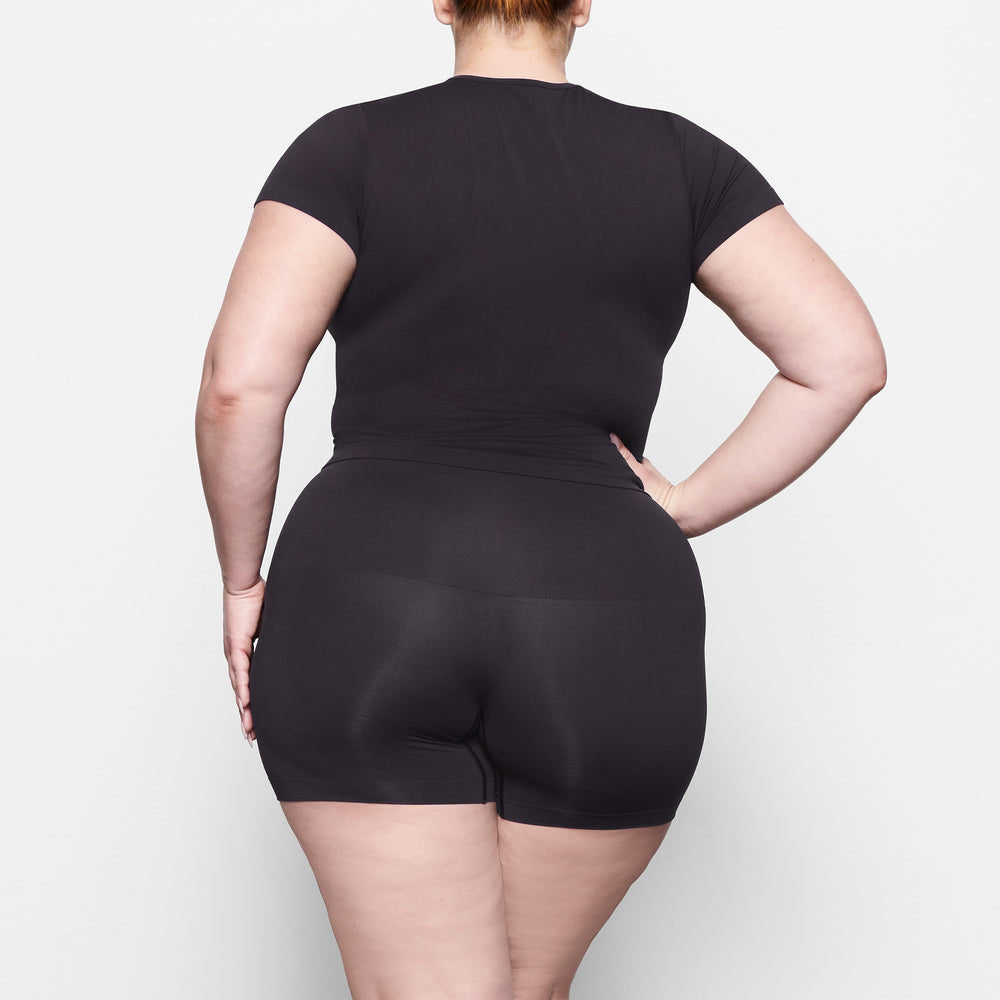 T-shirt Skims SOFT SMOOTHING Noir | 498UKZDSP