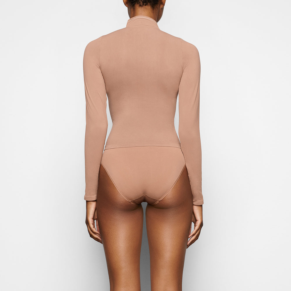 T-shirt Skims SOFT SMOOTHING TURTLENECK TOP Abricot | 130OIVKUP
