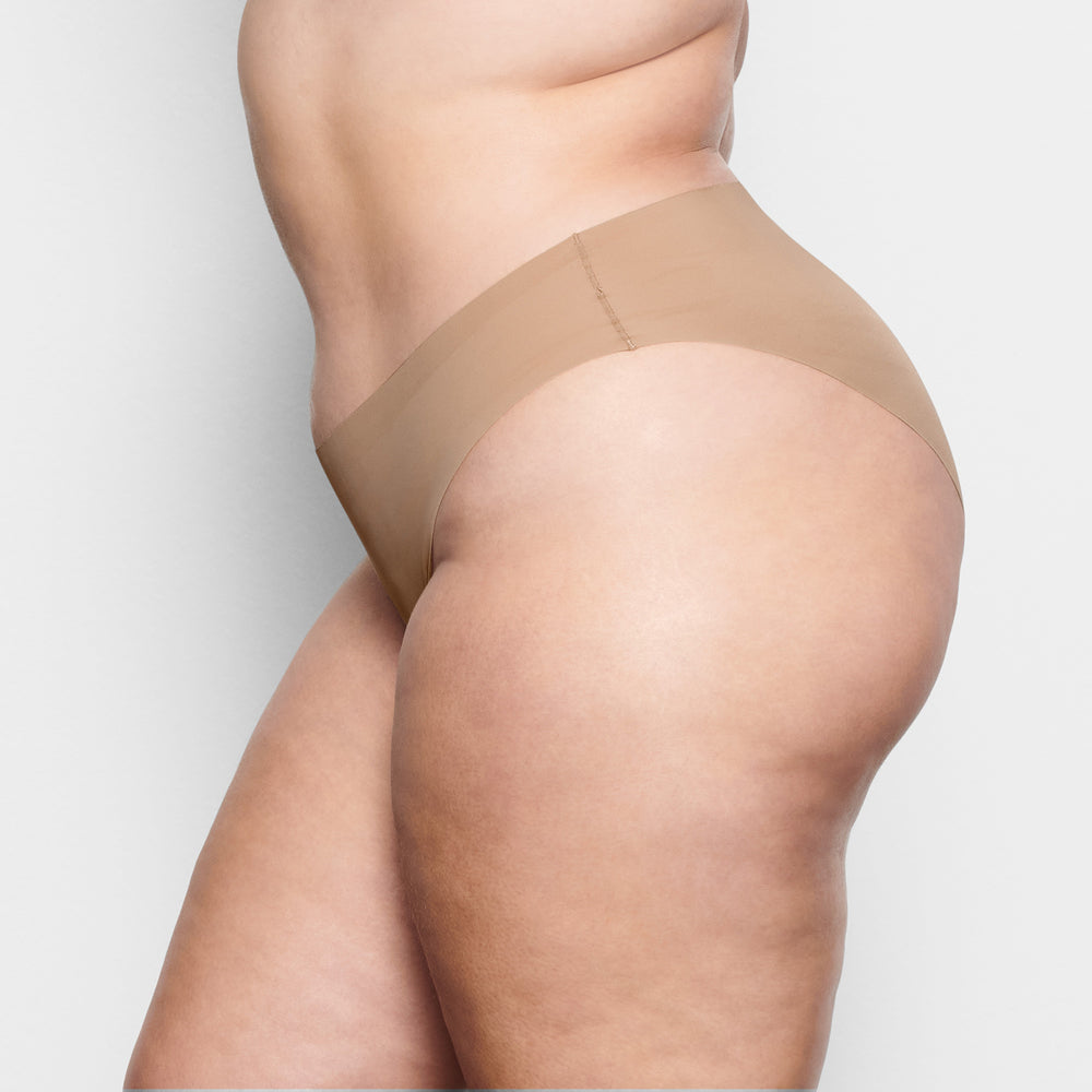 Tanga Skims FREE CUT MID WAIST Beige | 062CJUXSE