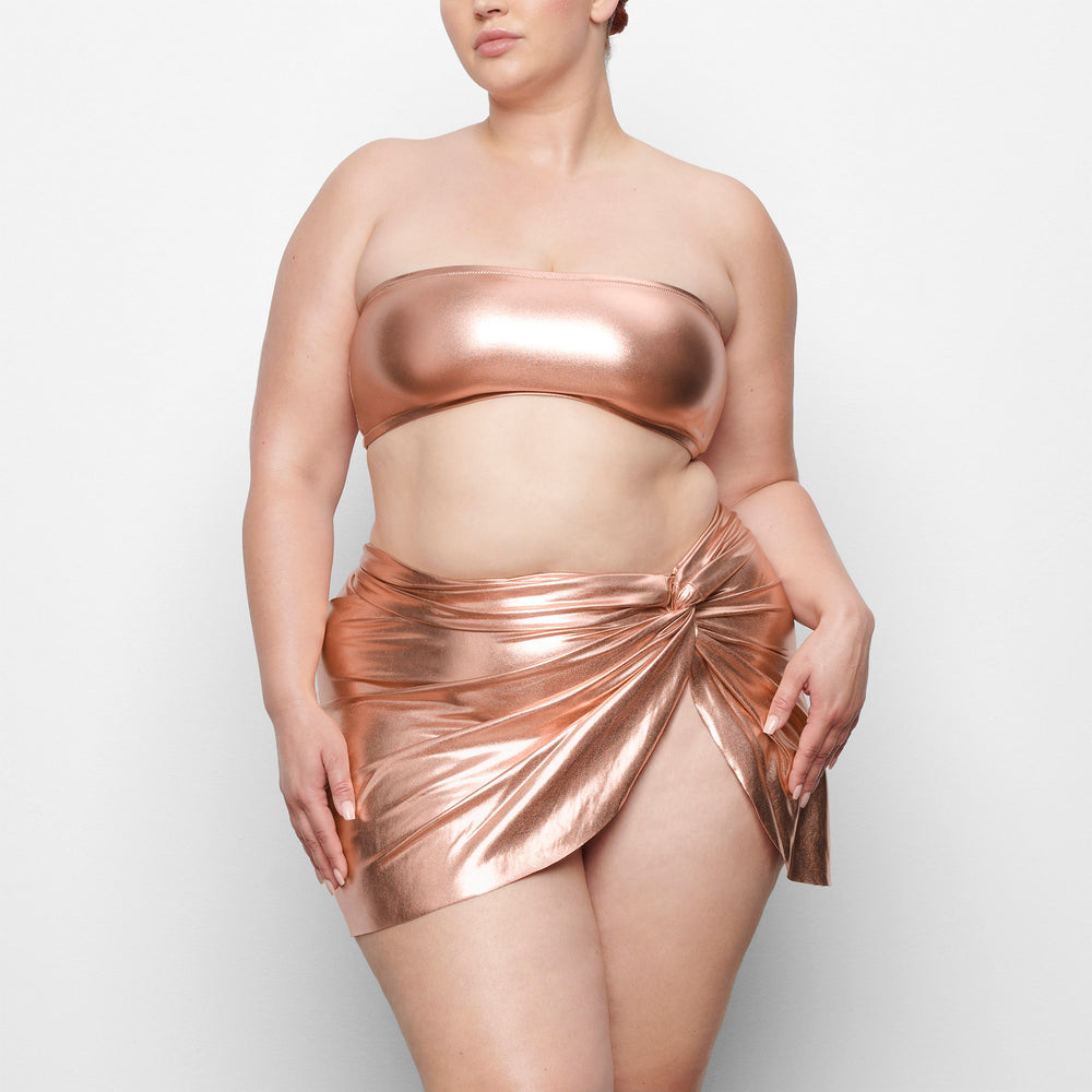 Two Pieces Skims METALLIC SWIM BANDEAU BIKINI TOP Rose Doré | 215GLUYOF
