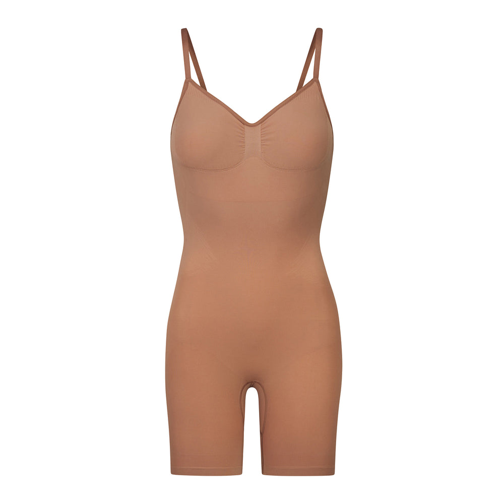 Low Back Bodysuit Skims SEAMLESS SCULPT MID THIGH Abricot | 450WKTDMJ