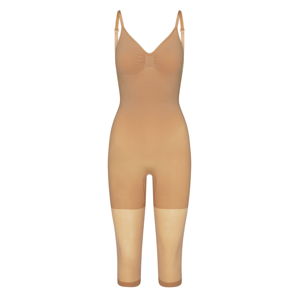 Low Back Bodysuit Skims SEAMLESS SCULPT WITH HOSIERY LEG Beige | 895VPGQZF